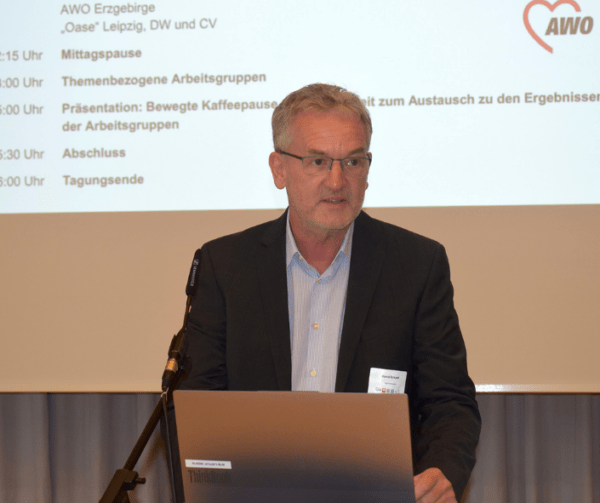 David Eckardt auf dem Liga Fachtag Wohnungslosenhilfe
