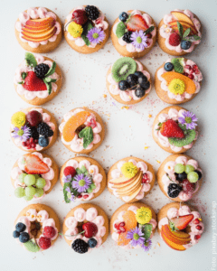 Muffins mit vrschiedenen Früchten 