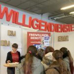 Freiwilligendienst Stand bei Messe KarriereStart