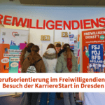 Freiwillige der AWO Sachsen beim Besuch der KarriereStart-Messe in Dresden